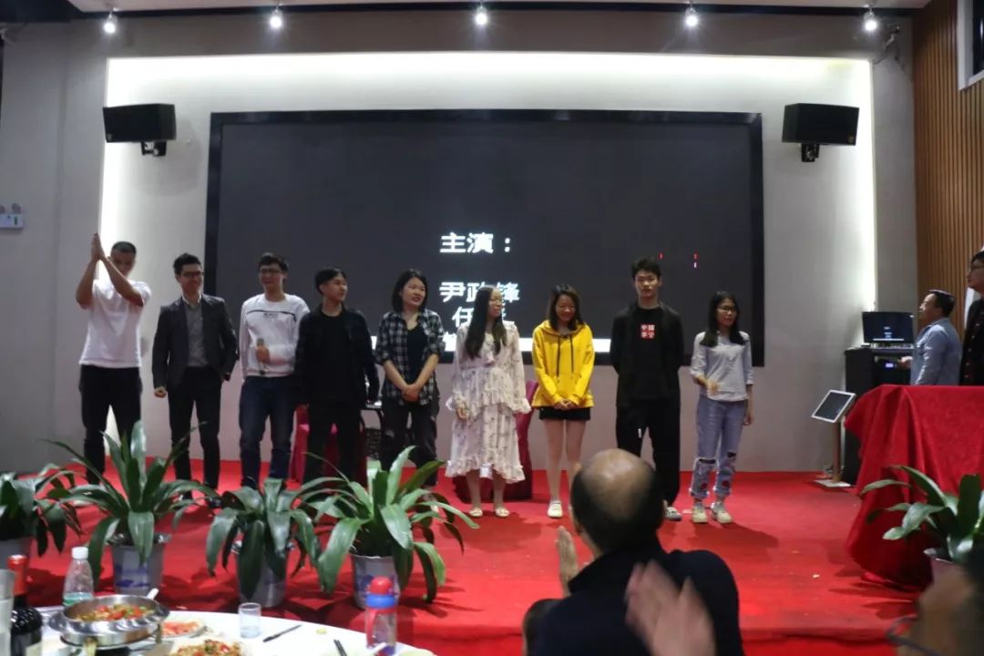 上海小語音答謝晚會圓滿落幕！